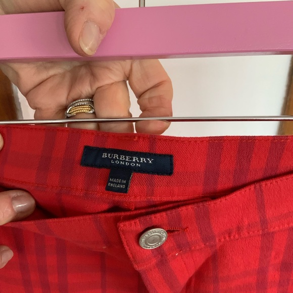 Super cute Burberry plaid jeans - Picture 3 of 4